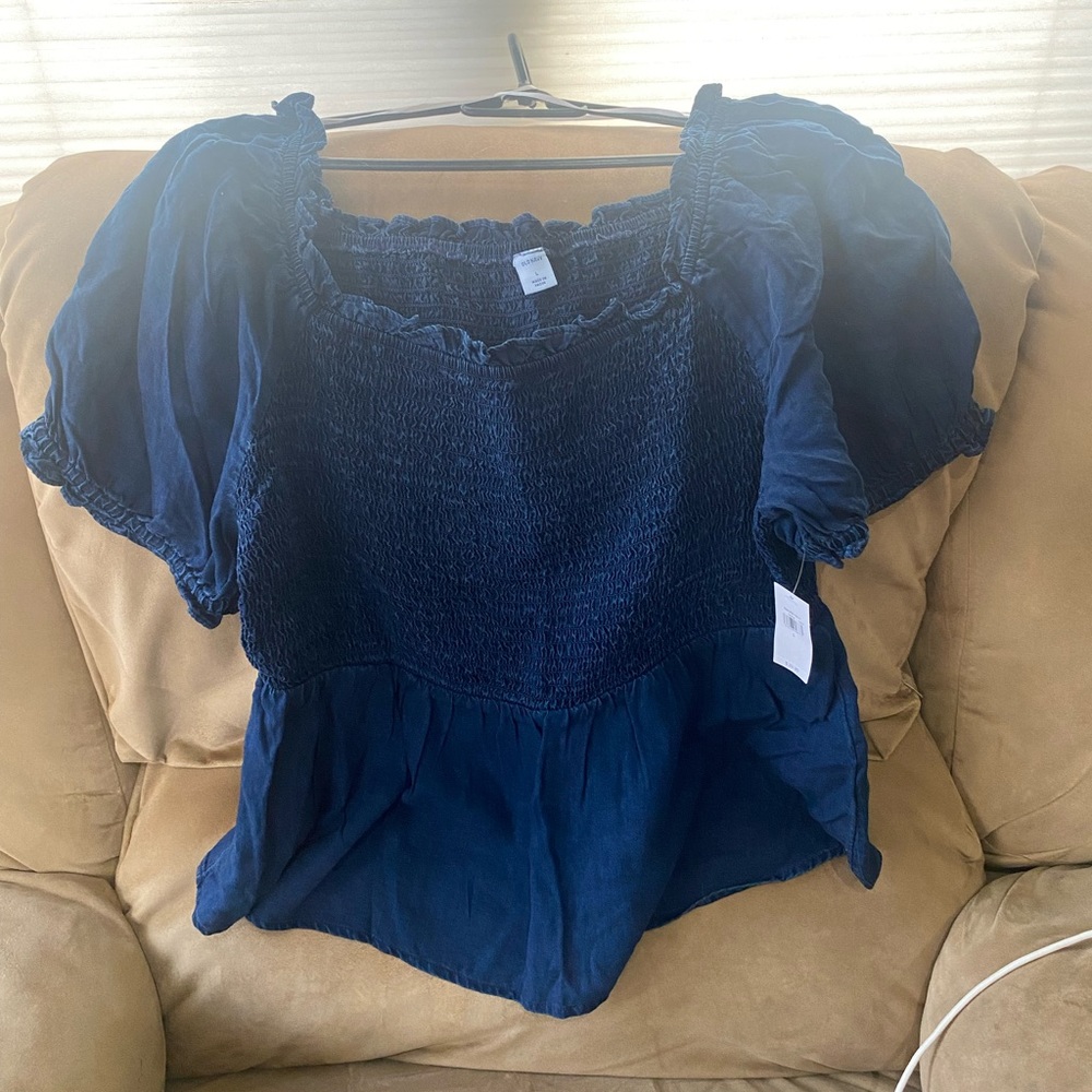 Dark blue denim blouse with “scrunchie” bodice and peplum-like bottom